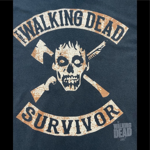 Gildan Other - Walking Dead The Survivor Adult T-Shirt, 2XL